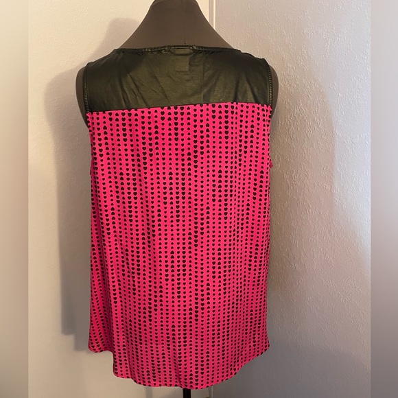 Torrid Pink Hearts Blouse - Picture 2 of 3